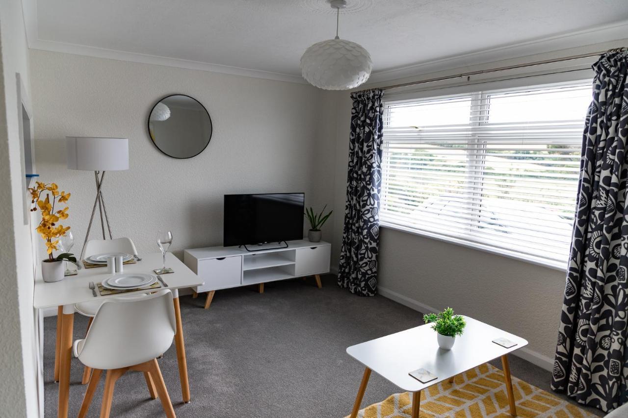 Chatsworth Riverscape: Gannel View Apartment Near Newquay Beaches Exterior photo