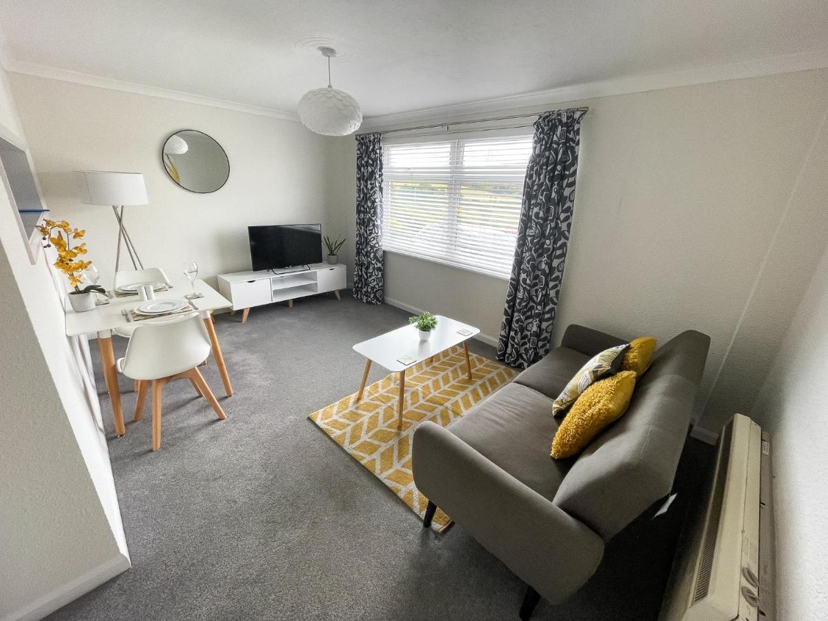 Chatsworth Riverscape: Gannel View Apartment Near Newquay Beaches Exterior photo